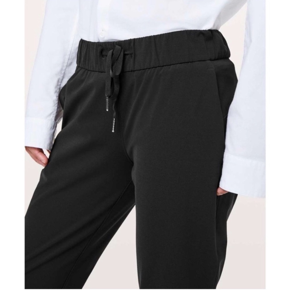 Lululemon Women’s On The Fly Black Pants Size 6 - Picture 4 of 11